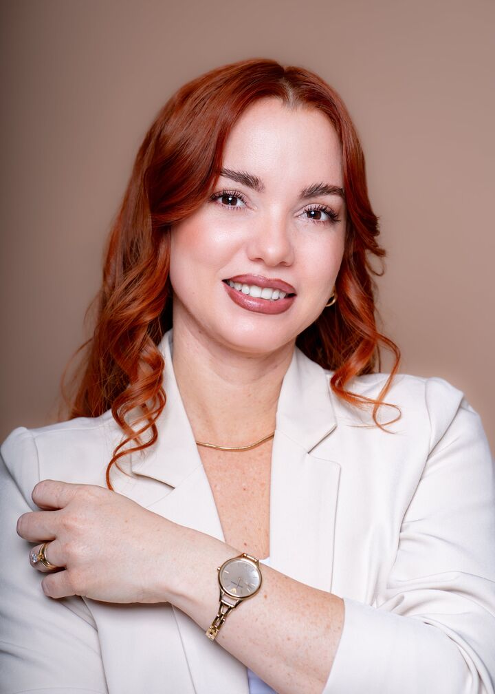 Yarelys Rodriguez, Real Estate Salesperson in Miami, World Connection