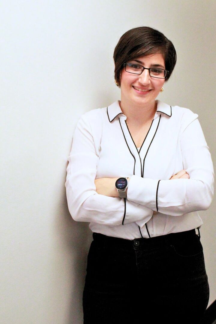 Arvanoush Boudaghians, Real Estate Salesperson in Downey, LOTUS