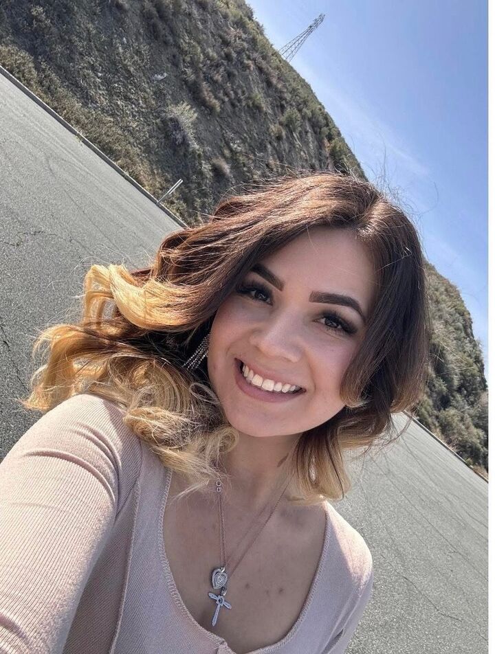 Aniecya Sanchez, Real Estate Salesperson in Victorville, LEADERS