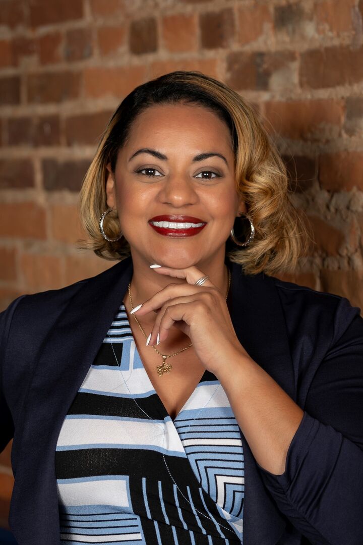 Alicia Smith, Associate Real Estate Broker in Fayetteville, Harris McHaney & Faucette