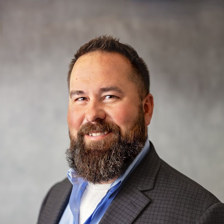 Isaac Redden, Real Estate Broker in Bloomington, Scheetz