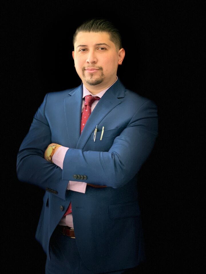 Joel Naranjo, Real Estate Salesperson in Downey, LOTUS