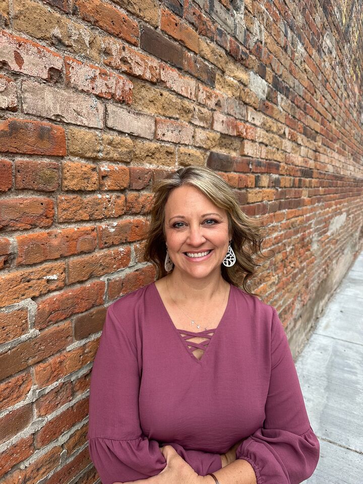 Tracy Kilian,  in Cheyenne, The Property Exchange