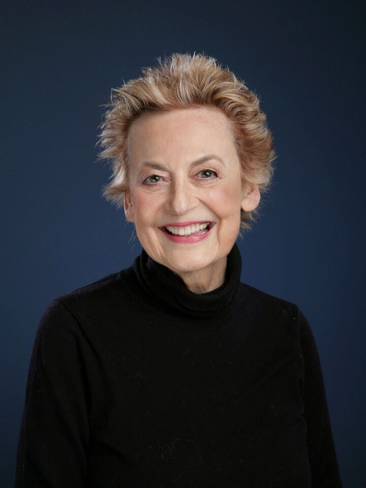 Sharon Seferos Pierce, Managing Broker in Shoreline, Windermere