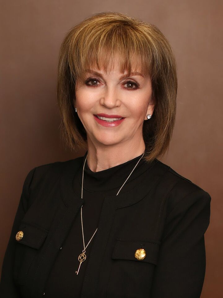 Elaine Chernine, Real Estate Salesperson in Las Vegas, Las Vegas