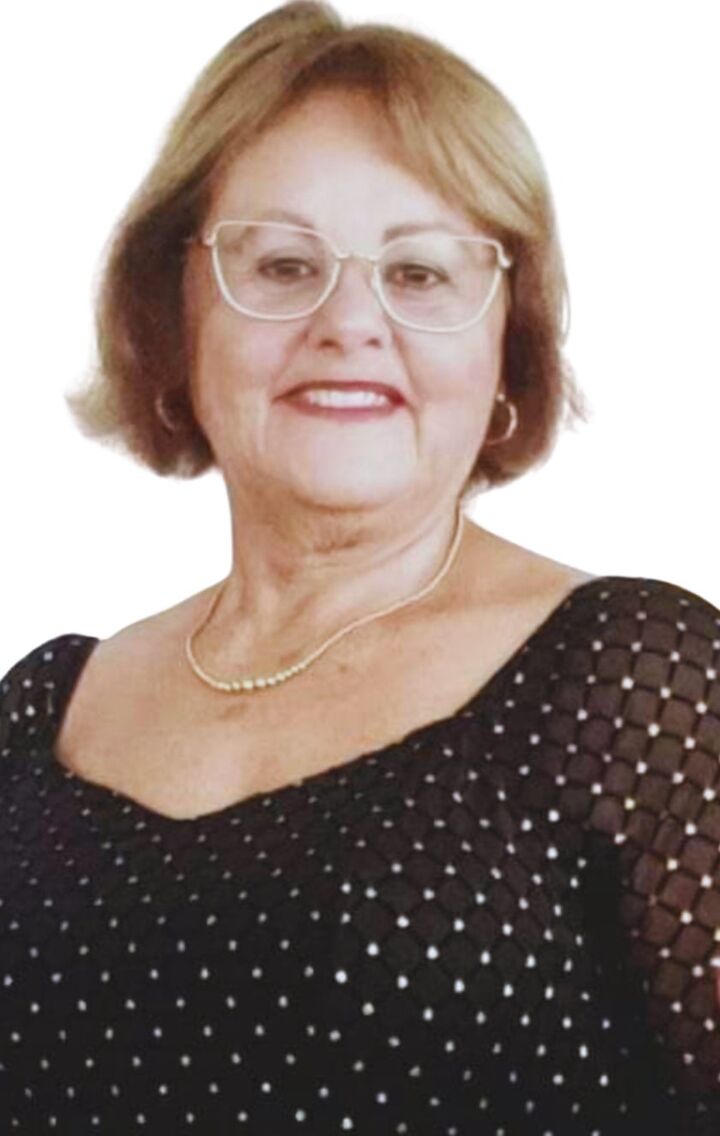 Nereida Figueroa, Real Estate Broker/Real Estate Salesperson in Miami, First Service Realty ERA Powered