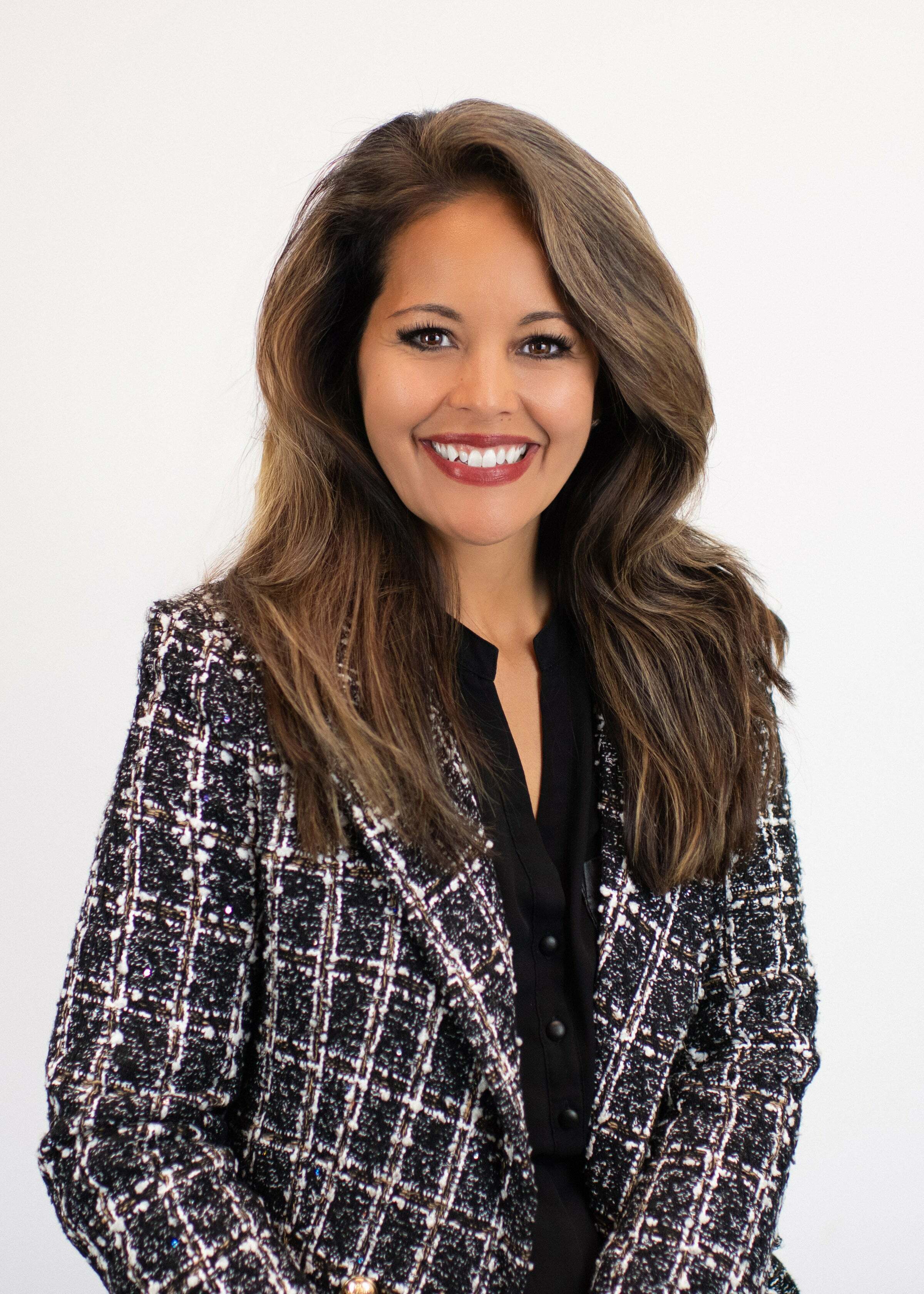 Vicki Monteagudo, Associate Real Estate Broker in Richland, Tri-Cities