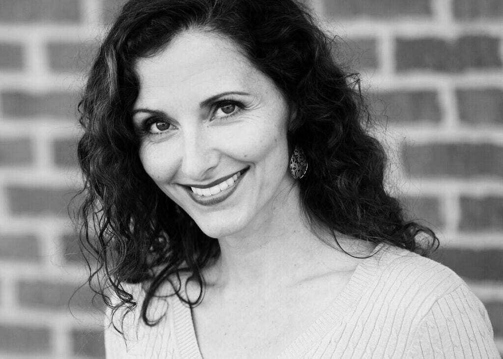 Leslie-Anne Ball, Real Estate Salesperson in Cary, Paracle