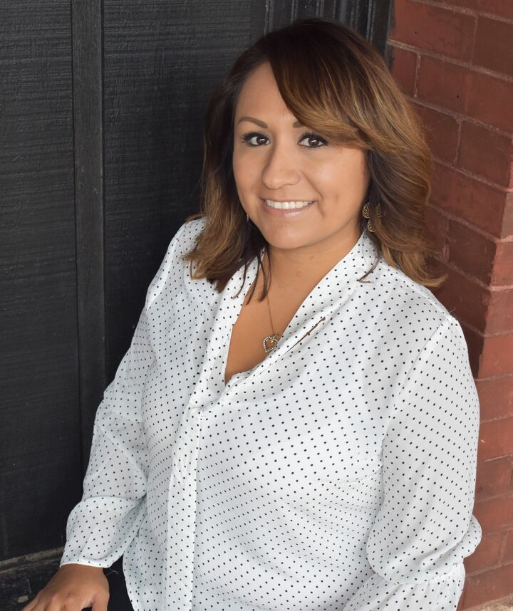 Monica Hernandez, Real Estate Salesperson in Omaha, The Good Life Group