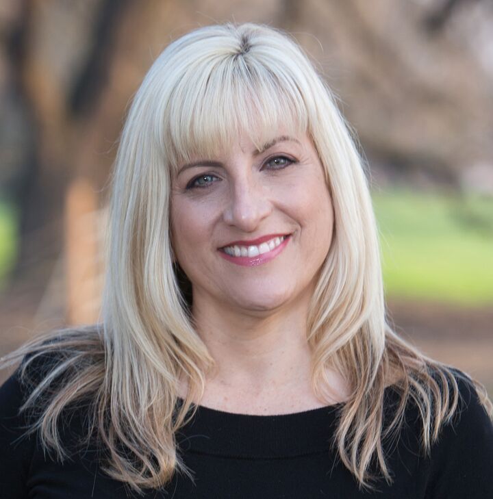 Rondalyn Solano, Realtor® in Elk Grove, Windermere