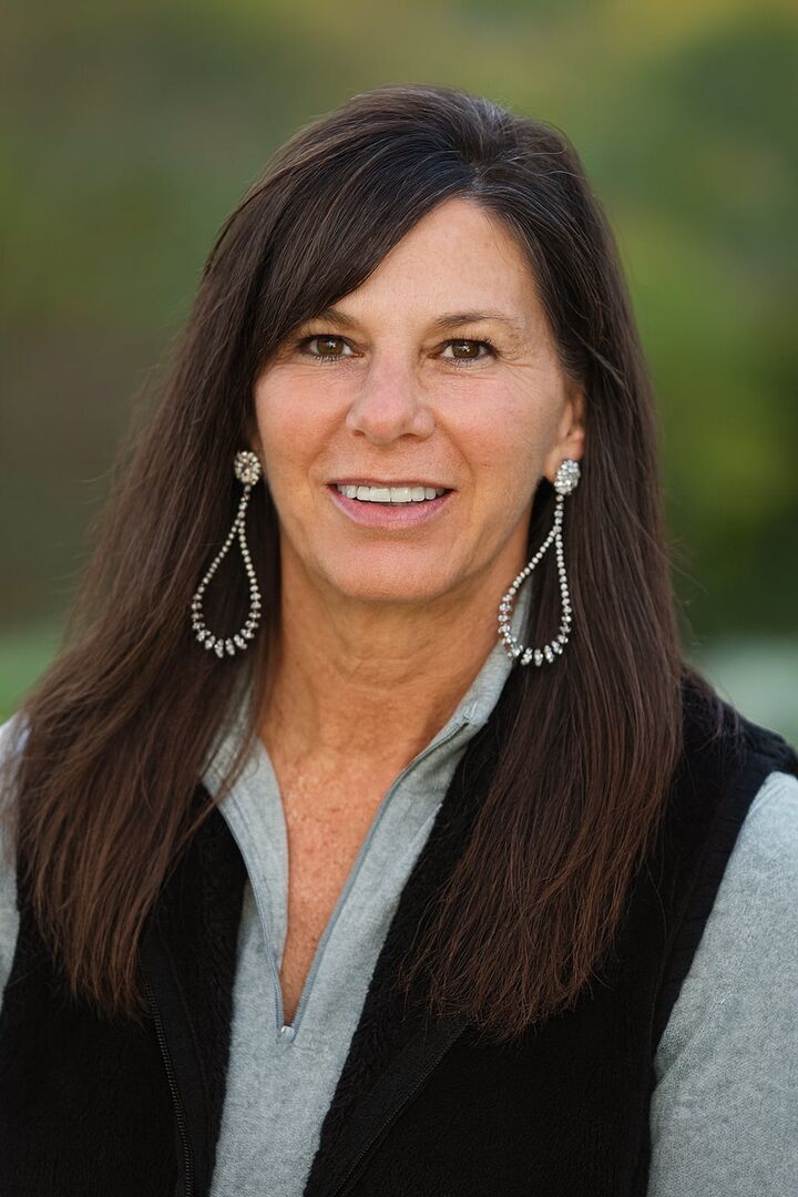 Ann Gillum,  in Ruidoso, Steinborn & Associates