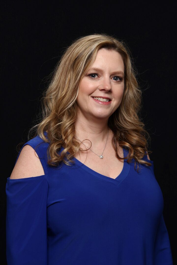 Tina Freeburn,  in Gravenhurst, Coldwell Banker The Real Estate Centre, Brokerage