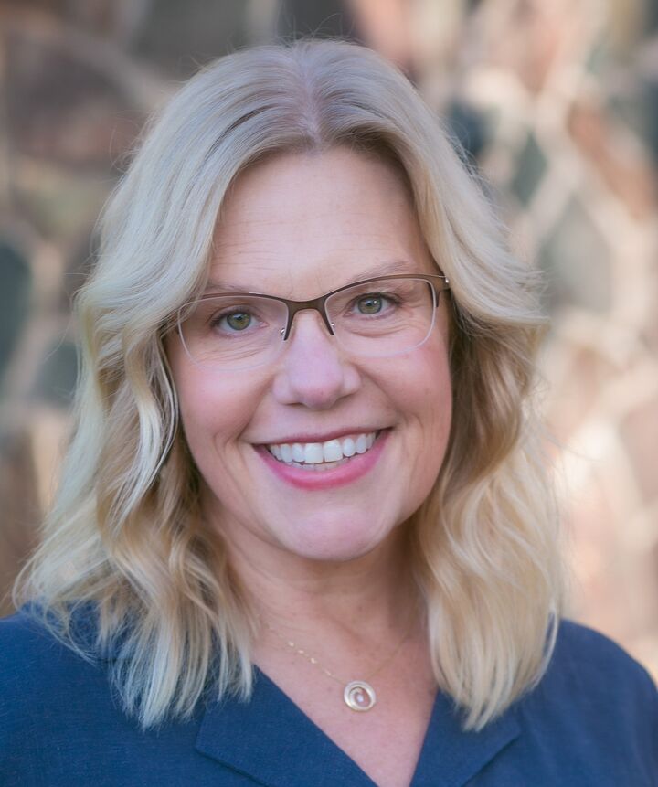 Wanda Boldon, Real Estate Broker in Siren, Property Professionals