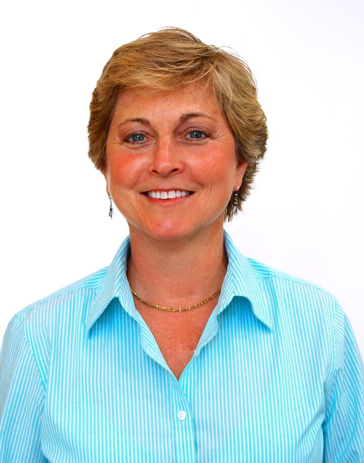 Sherrie Cartee,  in Tallahassee, Hartung