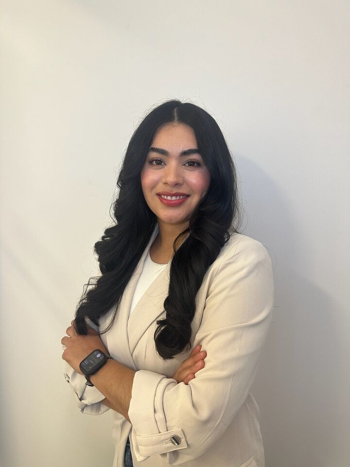 Deydre Chavolla, Real Estate Salesperson in Downey, LOTUS