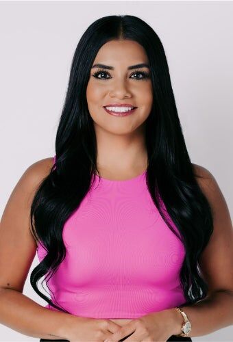 Dara Pena, Real Estate Broker in Kennewick, Tomlinson