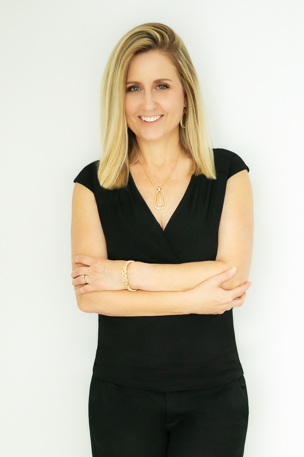 Kim Sewell, in Valencia, Pinnacle Estate Properties