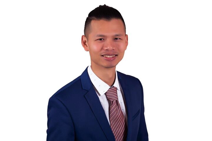 Lei Wang, Real Estate Salesperson in Lindenhurst, AA Realty