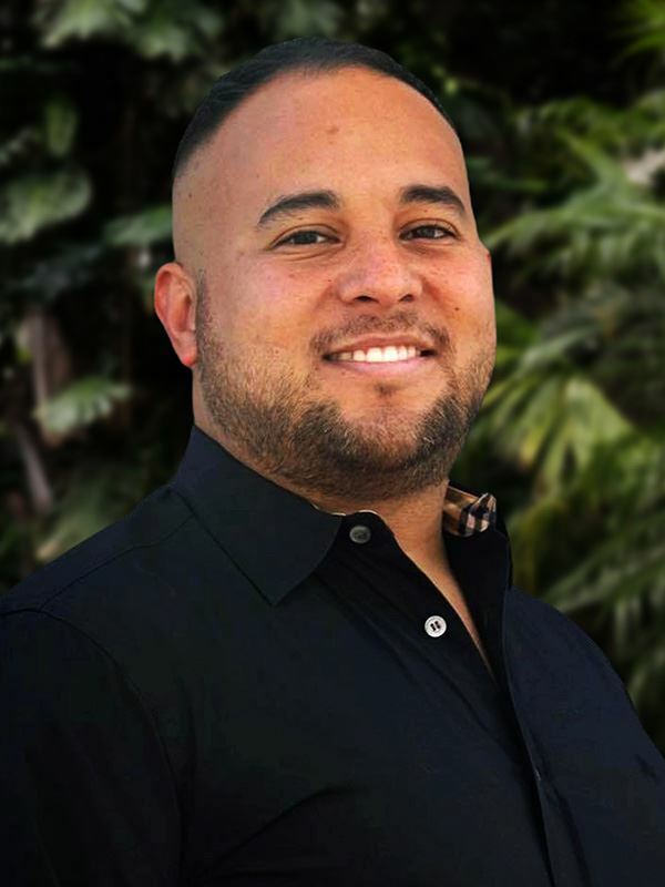 Kui Bruhn, Real Estate Salesperson in Honolulu, Pacific Properties