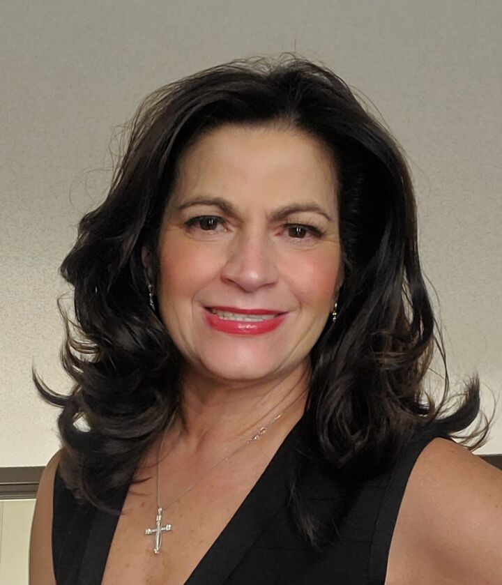 Yolanda DeJesus, Real Estate Salesperson in New City, Full Service Realty