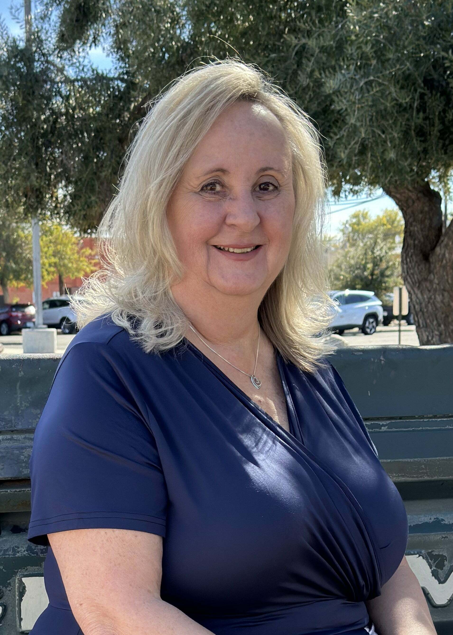 Karen Henson, Real Estate Salesperson in Casa Grande, ROX Realty