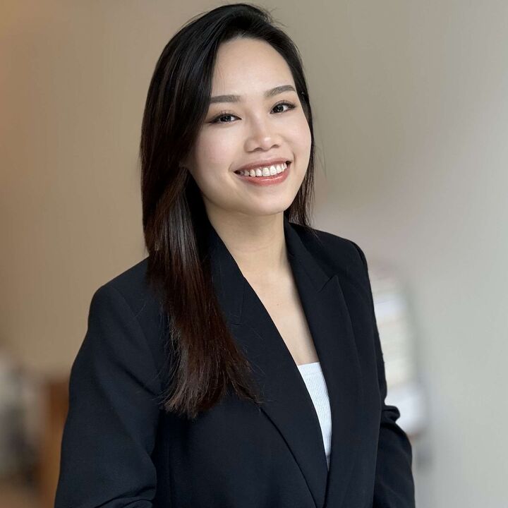 Emma Nguyen,  in Bellevue, Windermere
