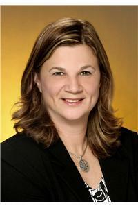 Lori Aten, Real Estate Salesperson in Clackamas, North Homes Realty