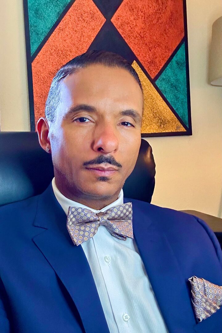 Jessie Lawrence, Real Estate Salesperson in Glendale, Hallmark Realty