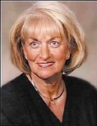 Carole Cullen, Real Estate Salesperson in Janesville, Affiliated