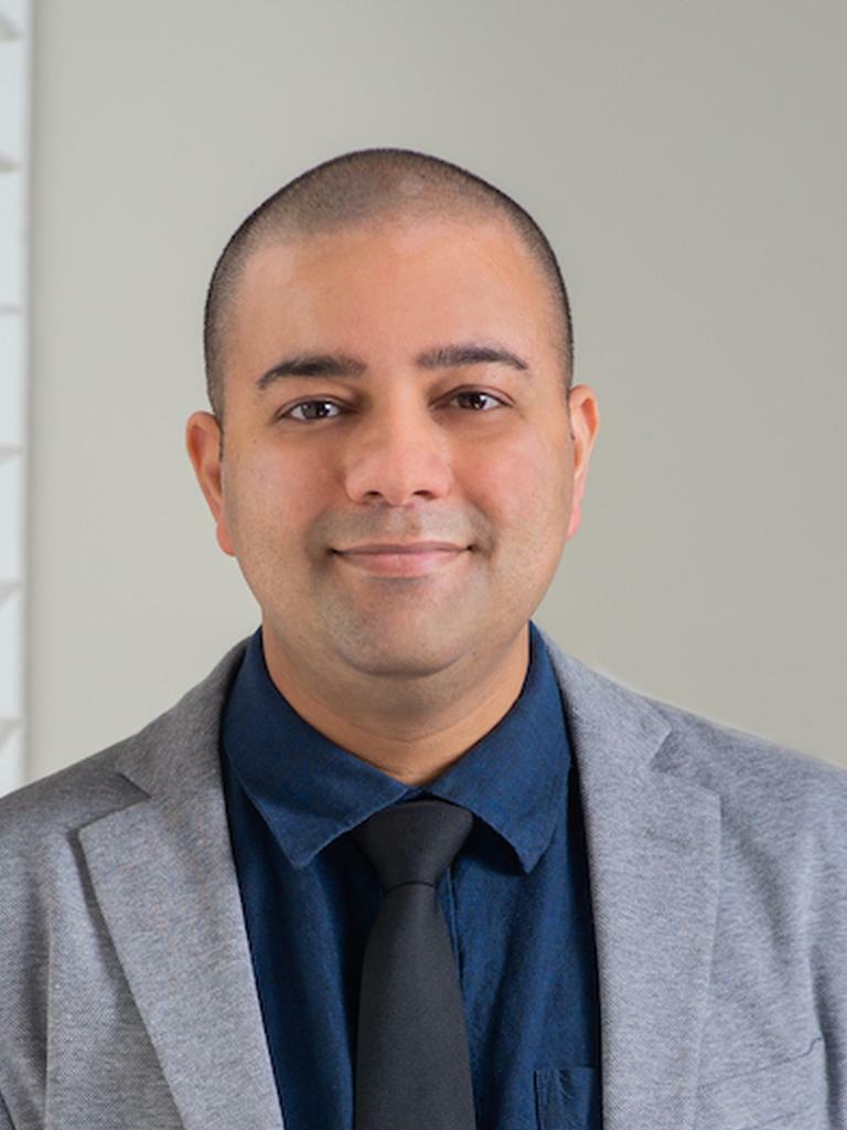 Amol Kapoor, in Vaughan, Coldwell Banker The Real Estate Centre, Brokerage