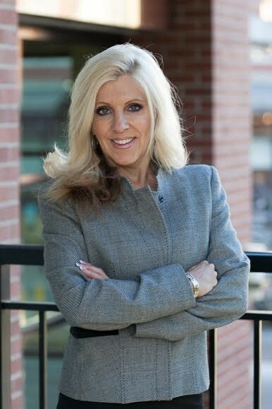 Tracey Ellis, in White Rock, Coldwell Banker Executives Realty