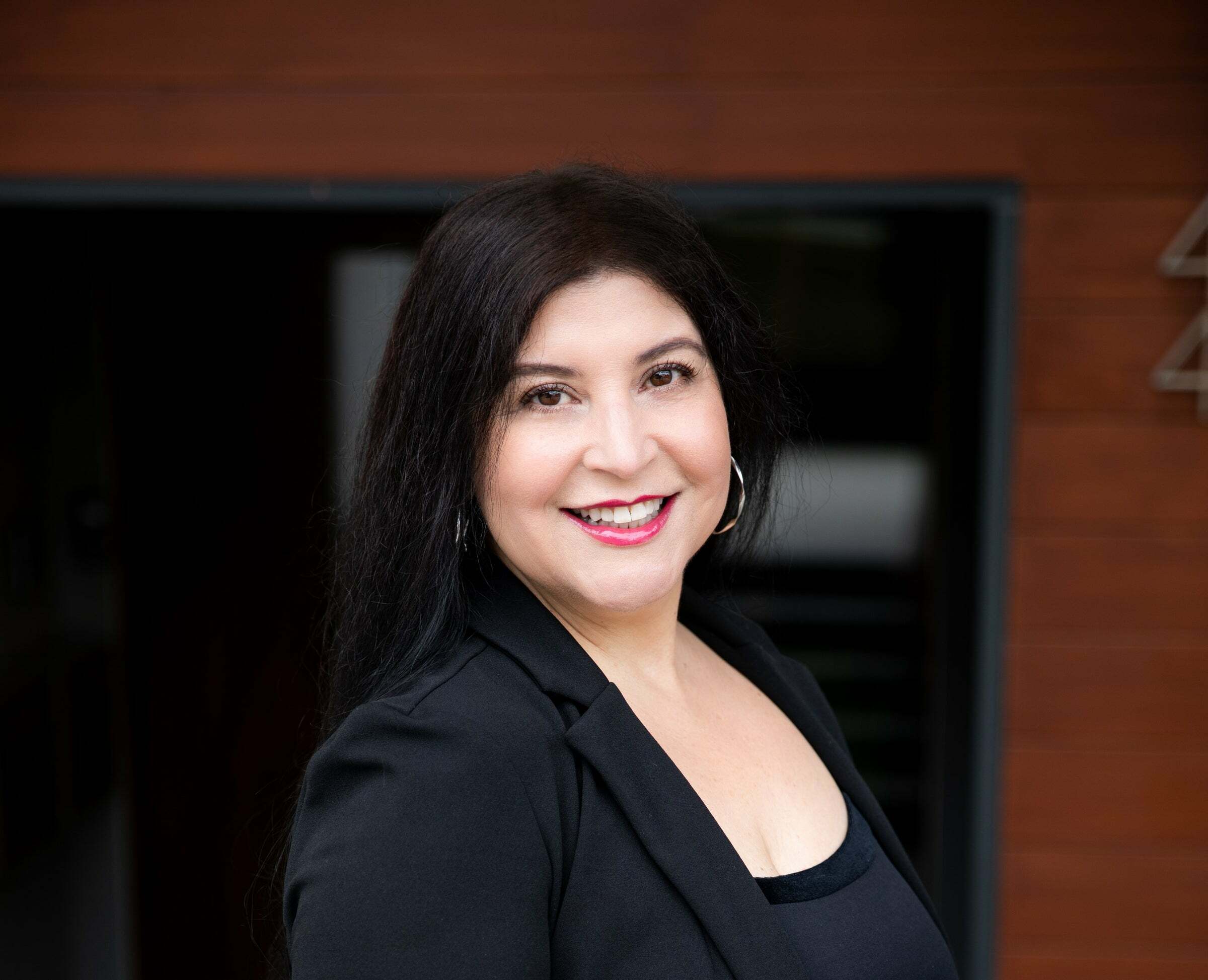 Roxanne Miner, Real Estate Salesperson in San Francisco, Icon Properties