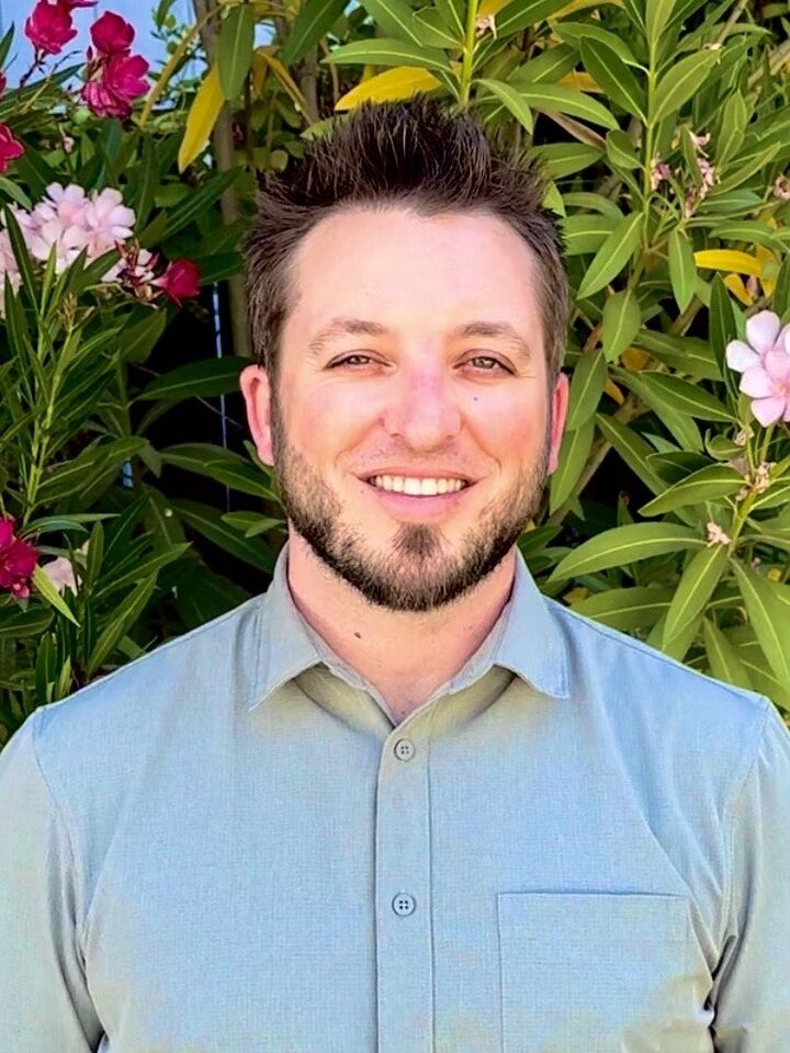 Robert Moya, Real Estate Salesperson in Paso Robles, Masters