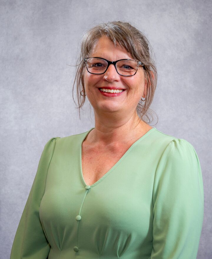 Anna Heggenhougen, Real Estate Salesperson in Ukiah, Mendo Realty