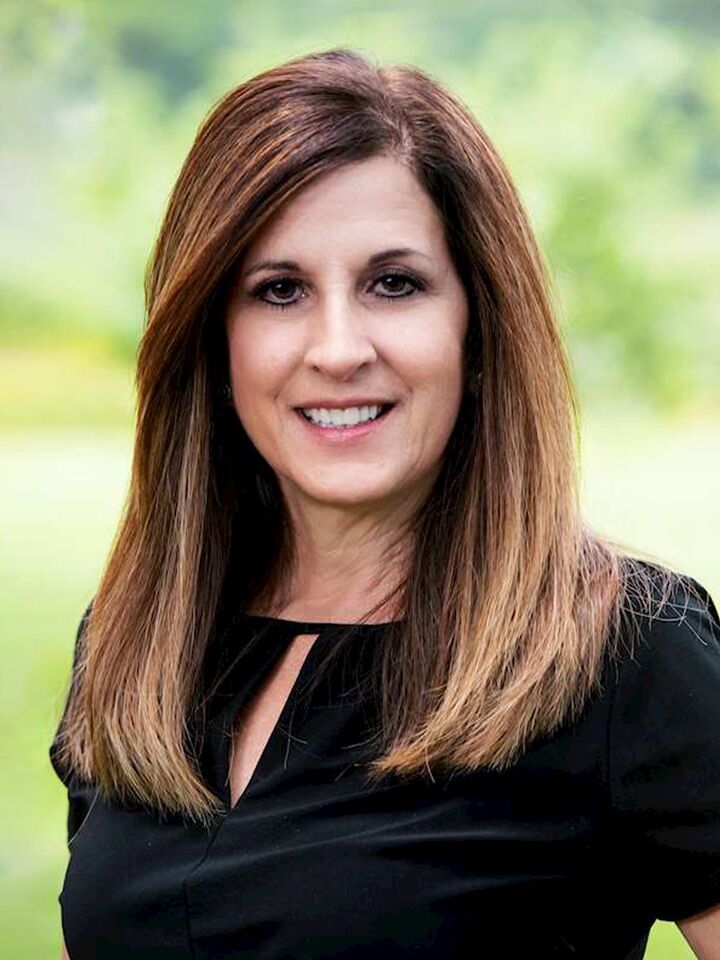 Pauline O'Donnell, Real Estate Salesperson in Honolulu, Pacific Properties