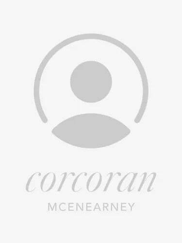 Andie Yahn, Real Estate Salesperson in Middleburg, McEnearney