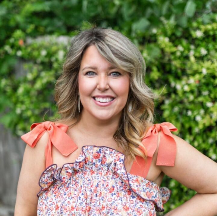 Kara Brakefield, Real Estate Salesperson in Columbus, Kennon & Parker