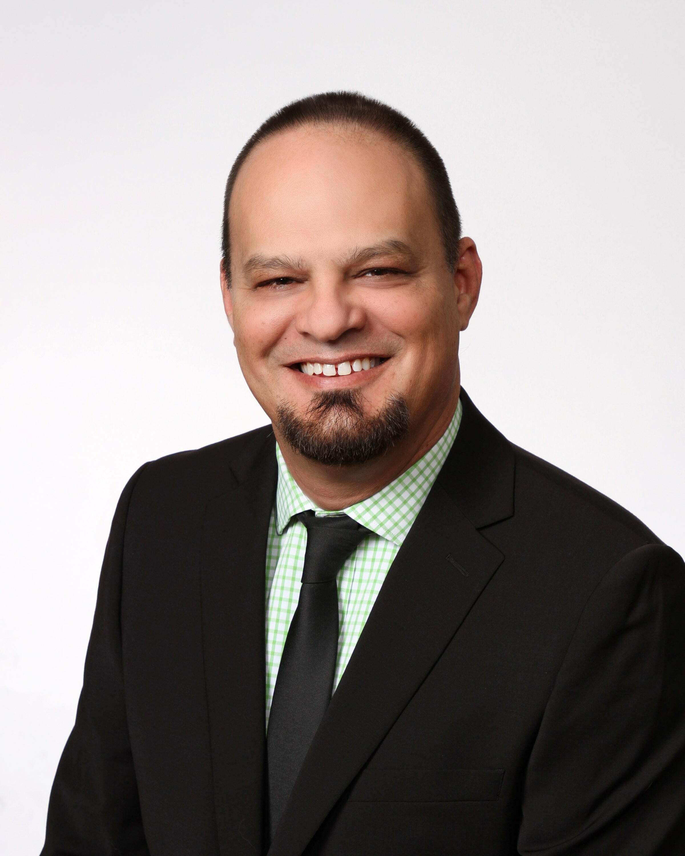 Marcelo Peralta, Real Estate Salesperson in Miami, World Connection