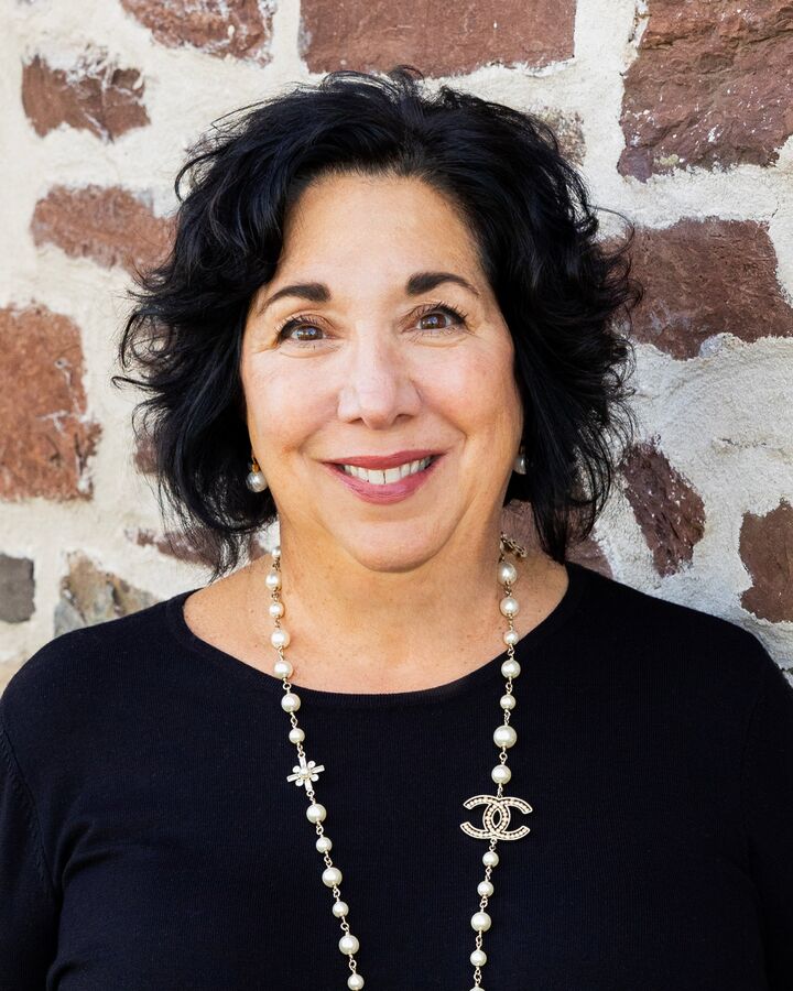 Cindy Greenfield, Real Estate Salesperson in Newtown, Hearthside