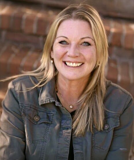 Jenn Molloy, Real Estate Broker in Medford, Professional Group