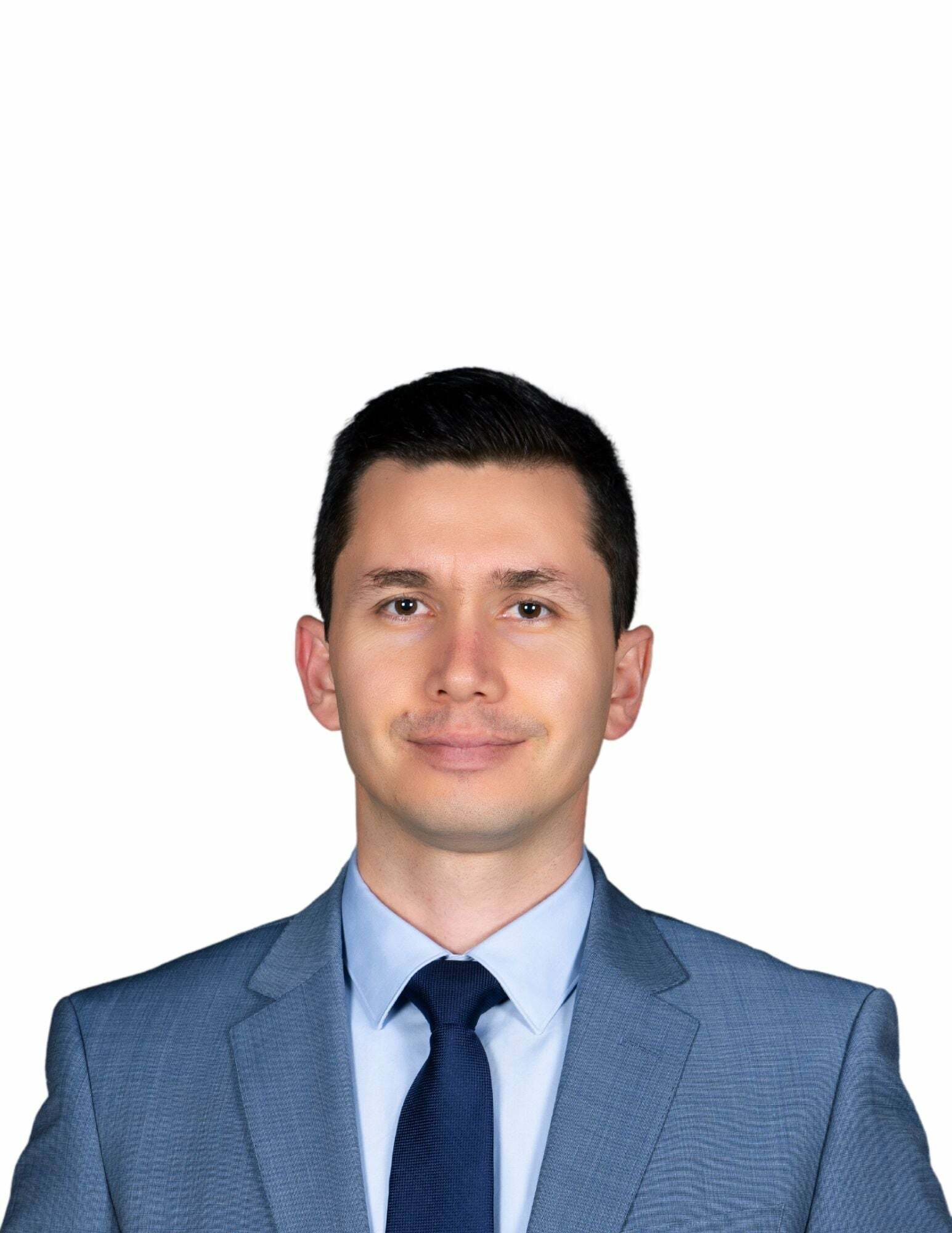 Jamhur Davronov, Real Estate Salesperson in Southampton, Advantage Gold