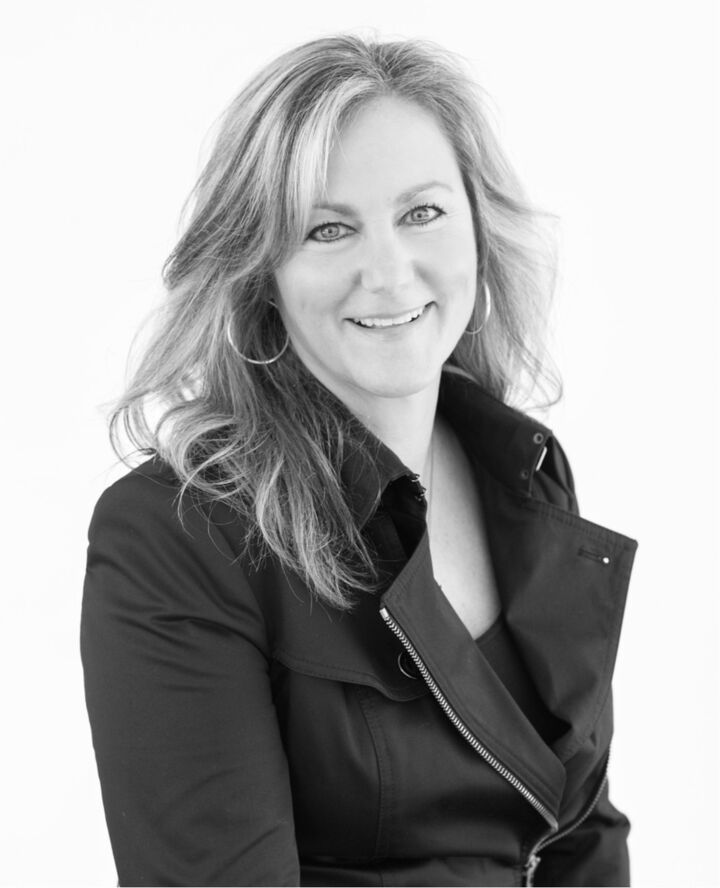 Lisa Lombardo,  in Myrtle Beach, ERA Real Estate Modo