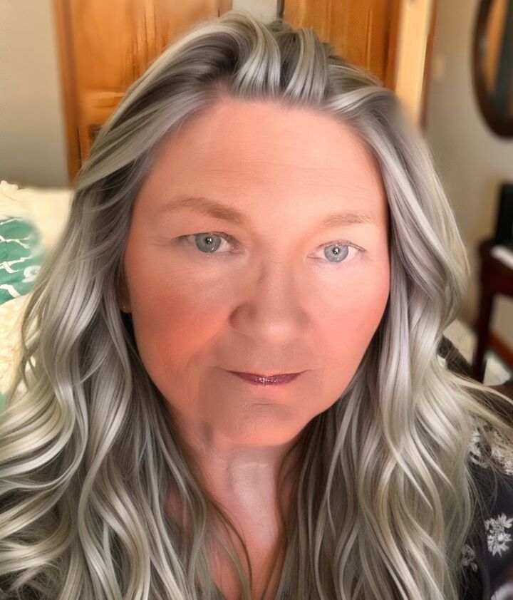 Vicki Stroud, Real Estate Salesperson in Cape Girardeau, Premiere Realty