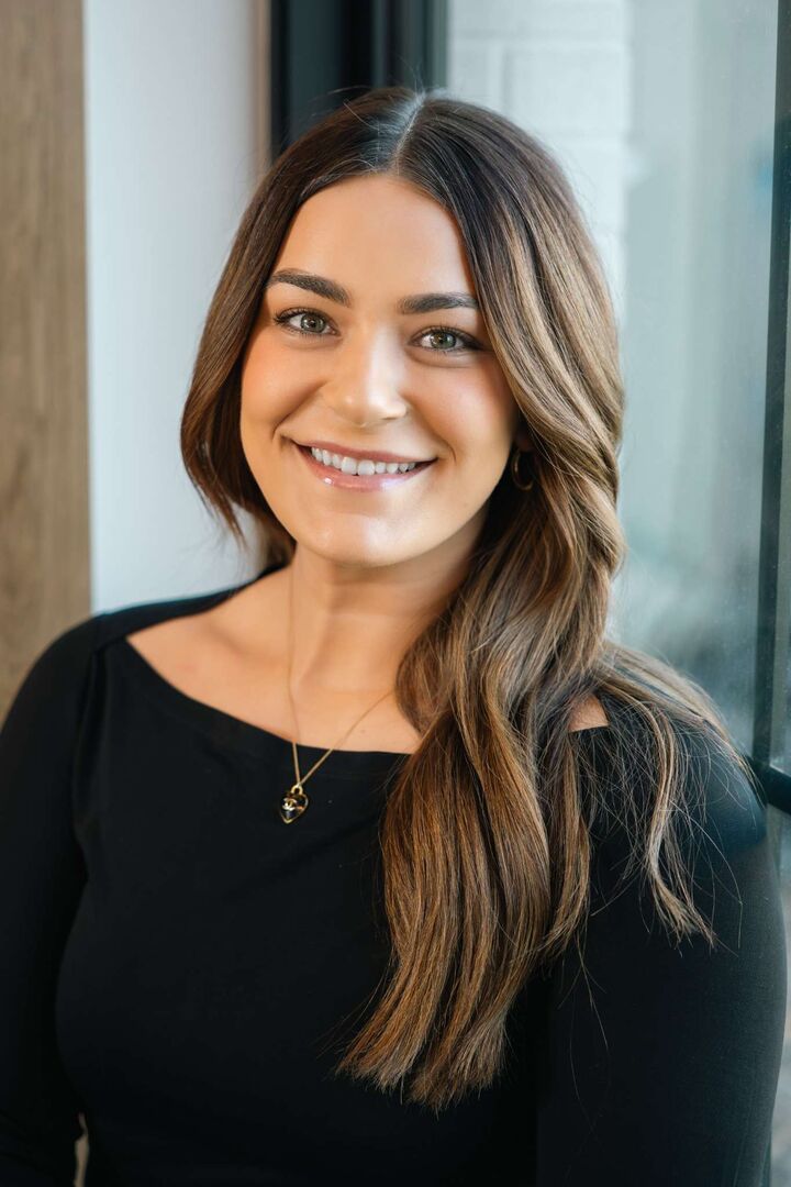 Shelby Schmitz, Real Estate Salesperson in Elkhorn, The Good Life Group