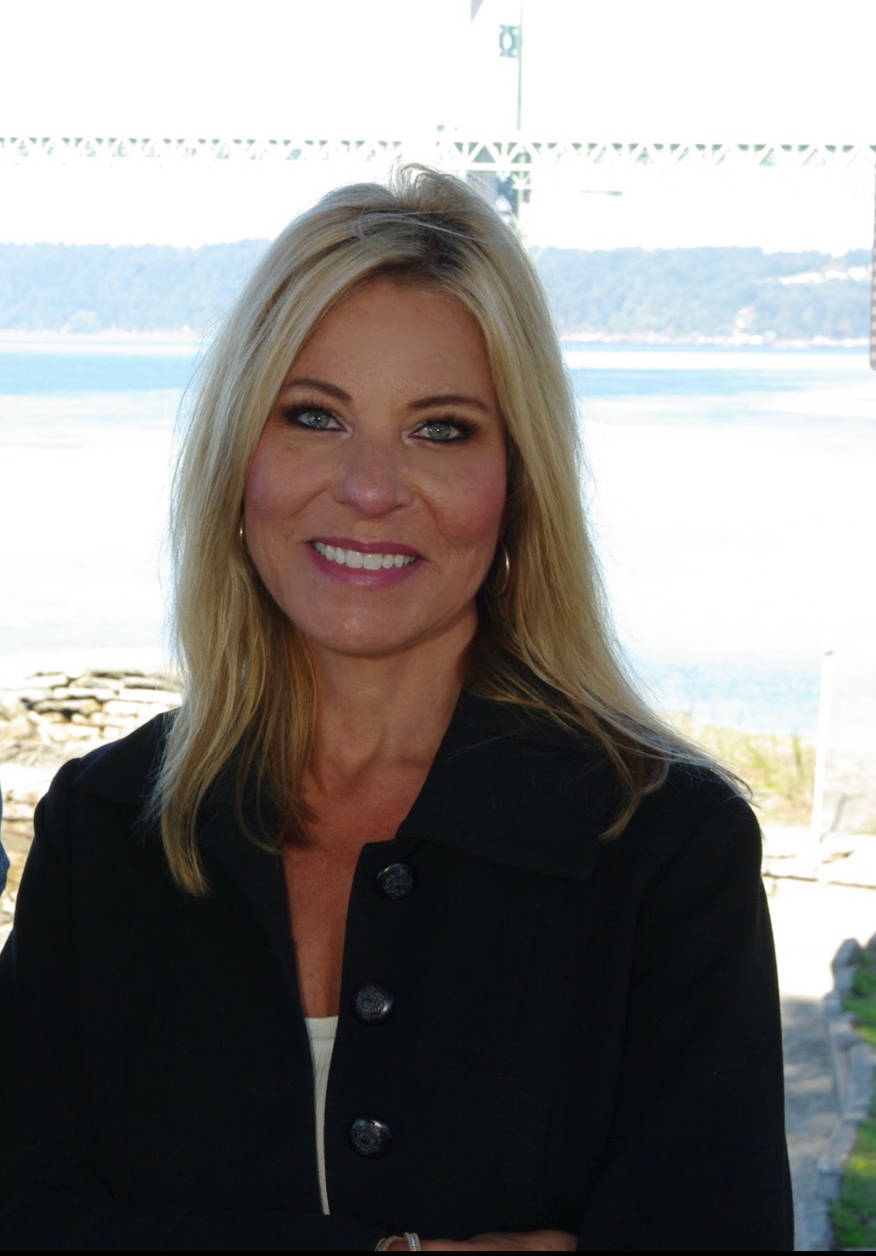 Sandy Johnson, Realtor | Managing Broker | Luxury Agent in University Place, Windermere