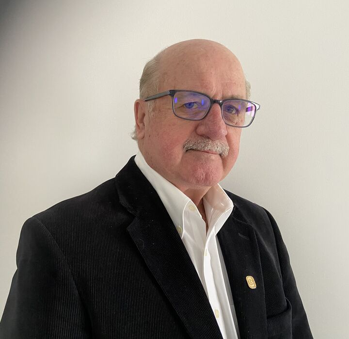 Lou Kelly,  in Vaughan, Coldwell Banker The Real Estate Centre, Brokerage