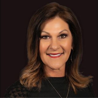 Demo  Agent 1,  in Madison, CENTURY 21 Real Estate LLC (parent company)