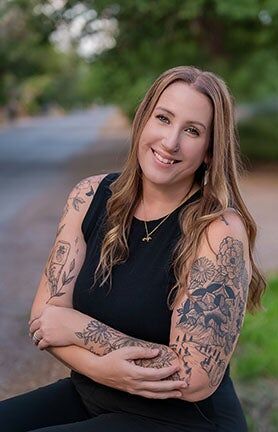 Lisa Mayhew-Ortiz, Associate Real Estate Broker in Las Cruces, Steinborn & Associates