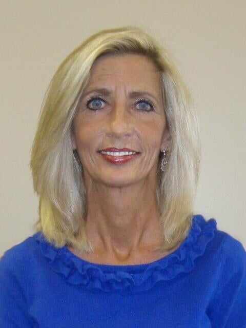Linda McClung, Real Estate Salesperson in Huntsville, First