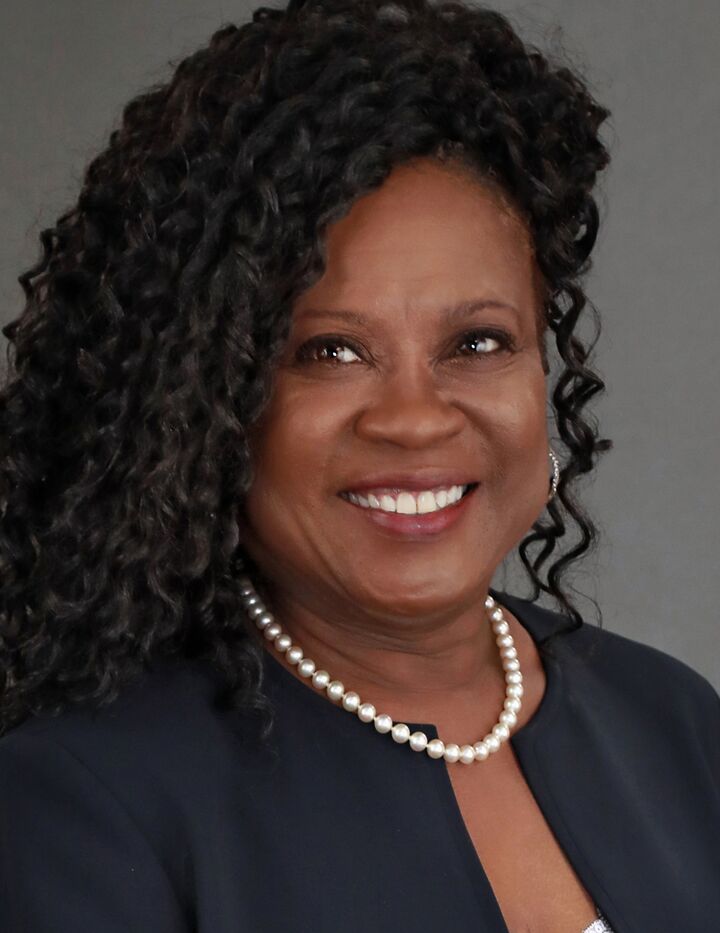 Lisa Dunbar,  in Flagler Beach, Synergy